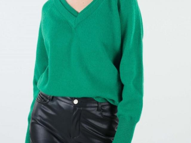 pull vert col V